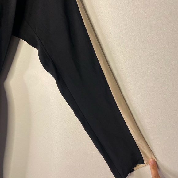 Parker Women's Black and Cream Silk V Neck Mini Dress Size Medium Classic Dressy - Picture 9 of 16